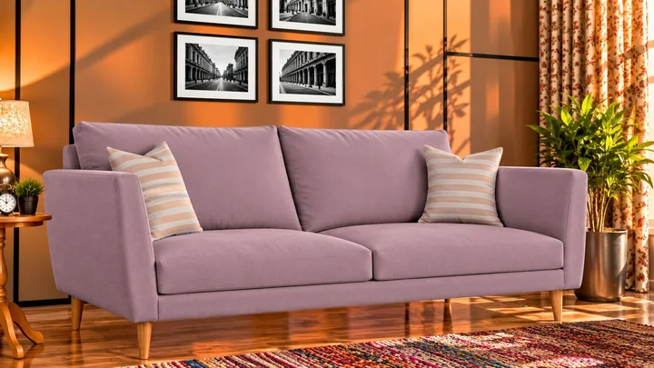 Pastel SR 18 on a sofa