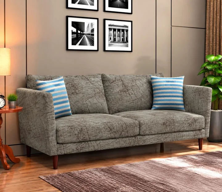 Voltas SR 08 on a sofa